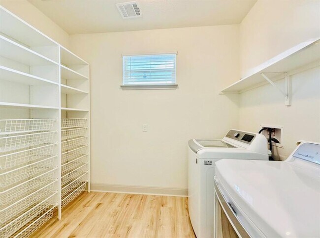 Building Photo - 18321 Anicio Gallo Dr