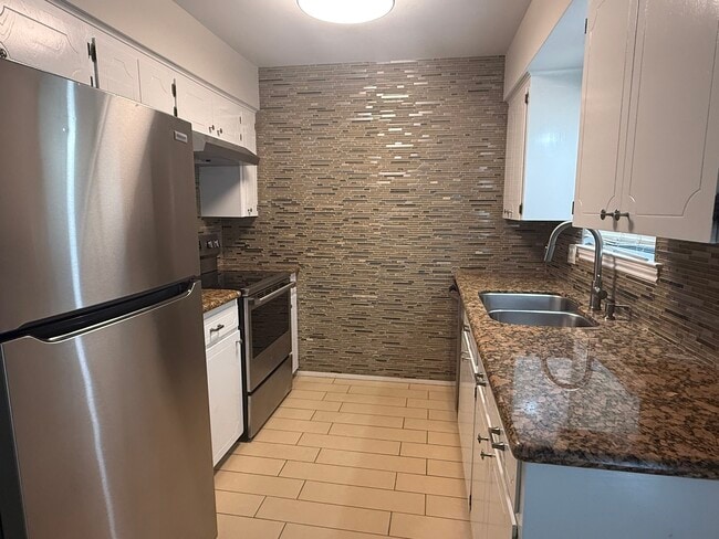 Building Photo - 510 Witter St