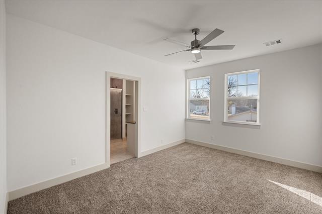 Building Photo - 506 E Kimball St