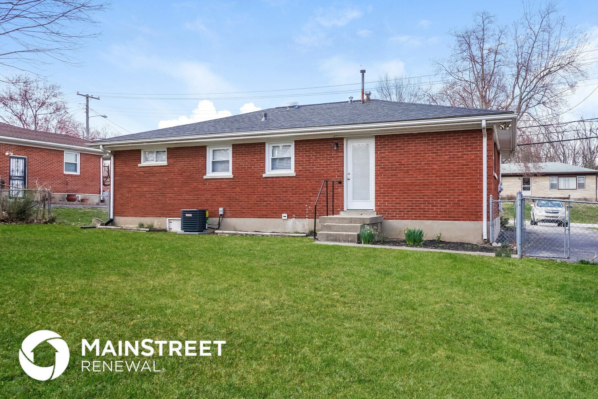 Building Photo - 8808 Fernview Dr