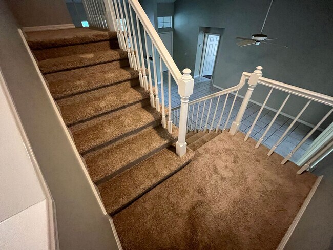 Building Photo - 3801 Donna Lynn Ln