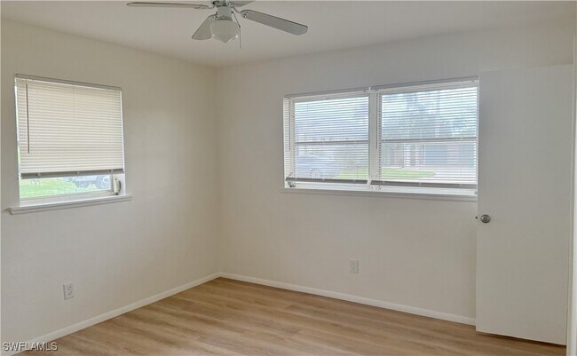 Building Photo - 757 95th Ave N