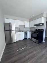 Building Photo - Country View Garden Homes