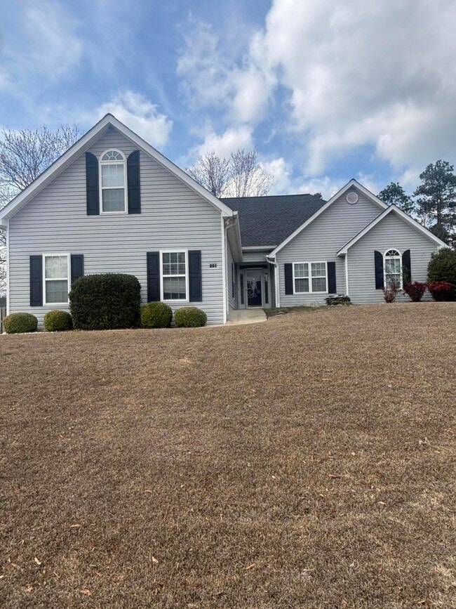 Building Photo - 158 Mallard Lake Dr