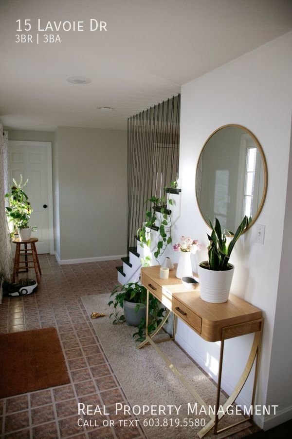 Building Photo - Inviting 3 Bed, 2.5 Bath Home Nestled in N...