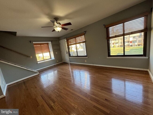 Building Photo - 2653 Glengyle Dr