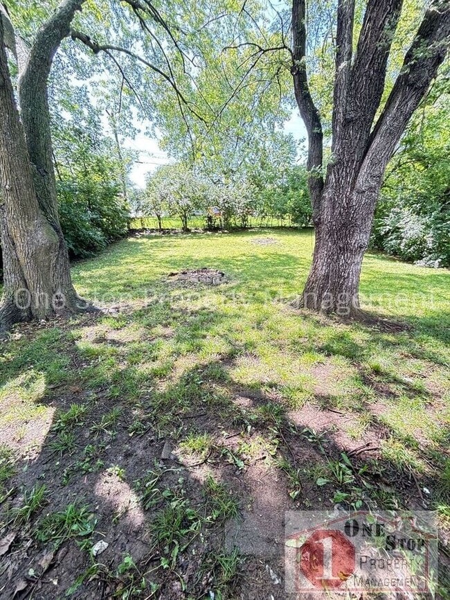 Building Photo - 3 Bedroom, 1 Bathroom in Grandview