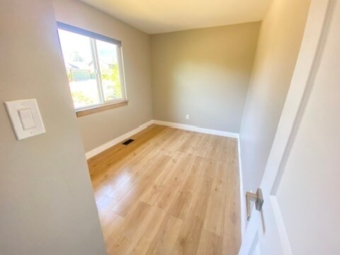 Building Photo - 970 Bayfield Dr