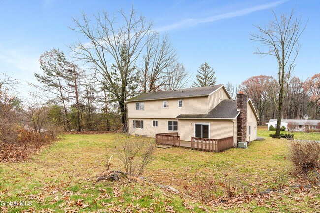 Building Photo - 3 Springwood Manor Dr