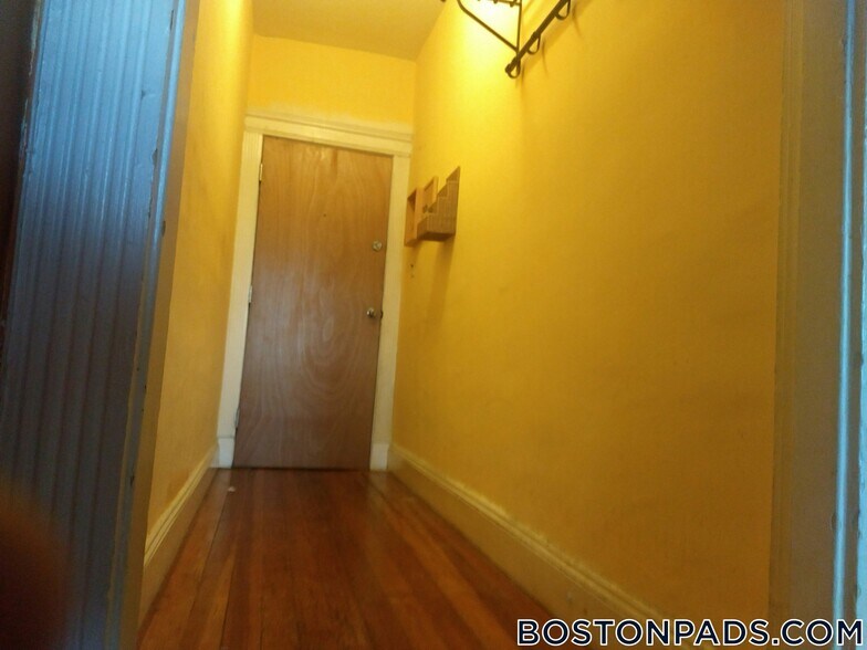 Building Photo - 31 Orkney Rd