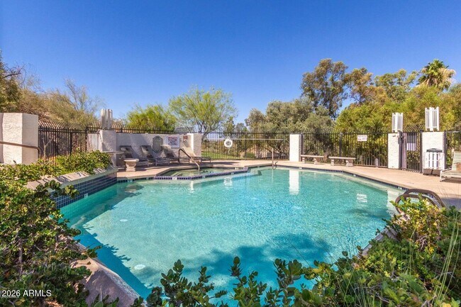 Building Photo - 8841 S 51st St