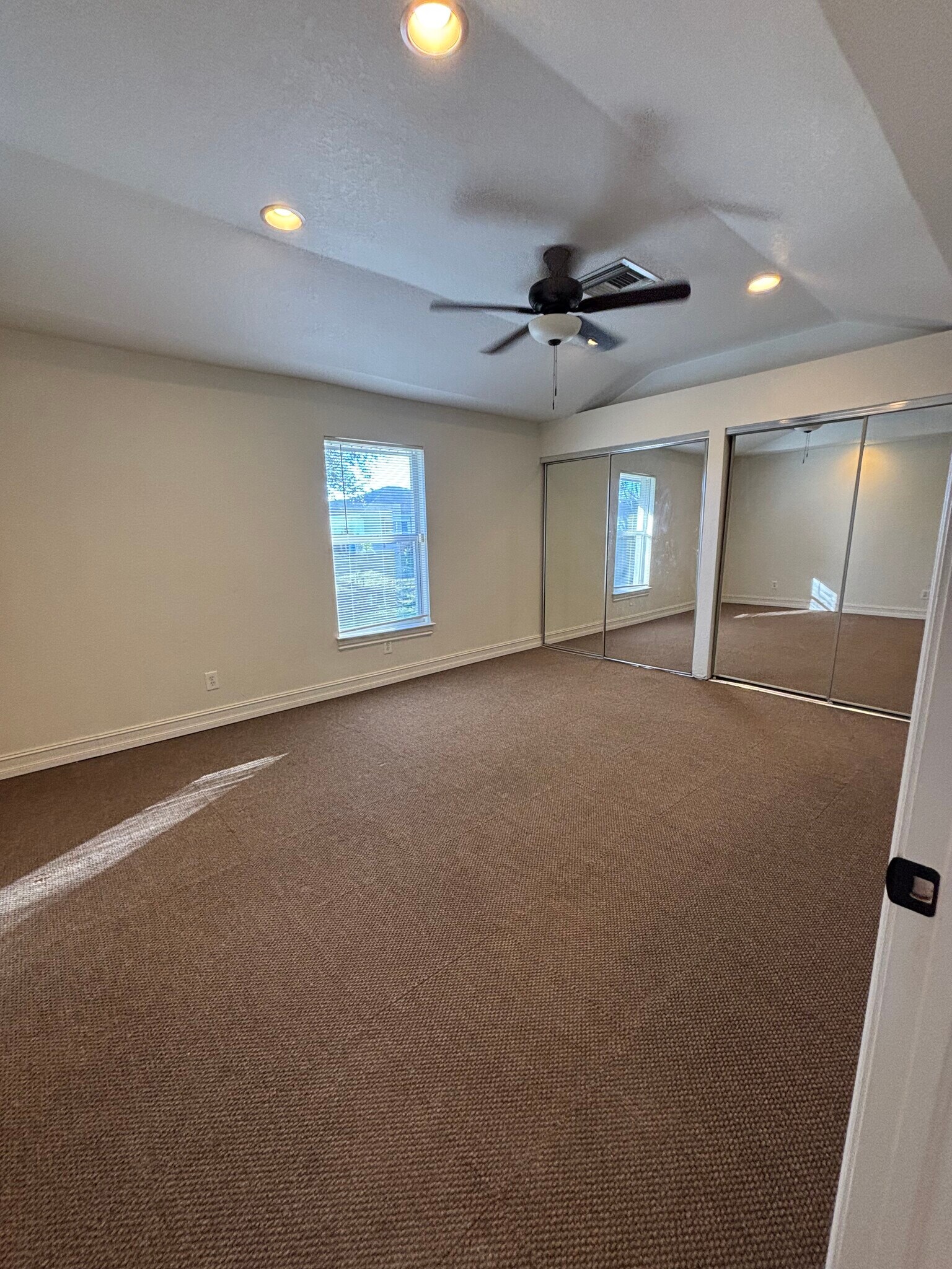 Building Photo - 3013 14th St SW