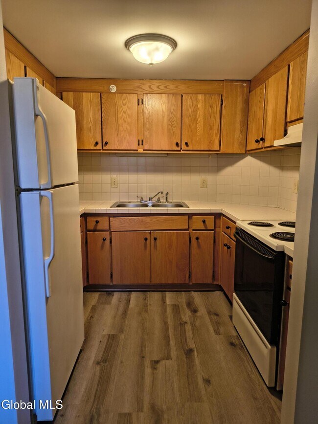 Building Photo - 53-55-55 Congress St