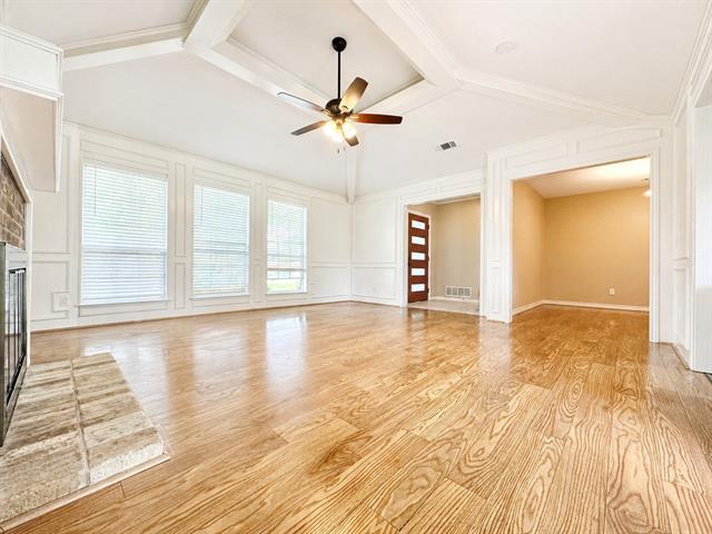 Building Photo - 3321 Fontaine St