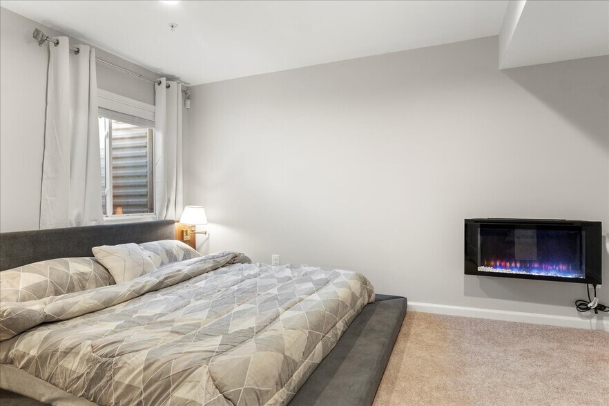 Building Photo - 1506 Mississippi Ave SE