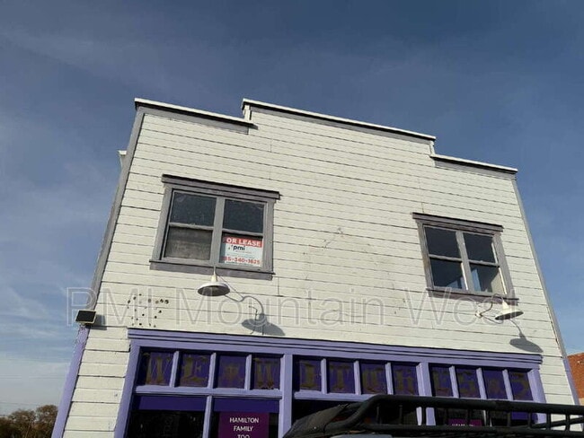 Building Photo - 9070 W Newhouse Dr