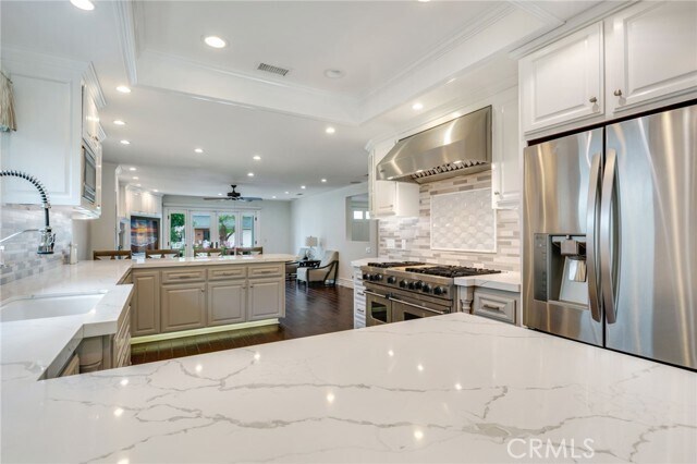 Building Photo - 21192 Richmond Cir