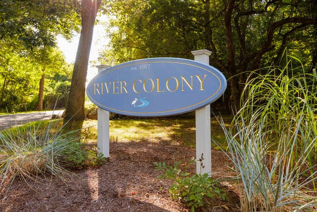 Building Photo - 20 River Colony