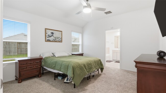 Building Photo - 22243 Florence Spgs Dr