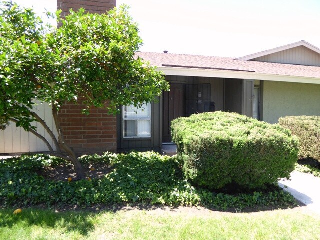 Building Photo - 351 Los Arbolitos Blvd