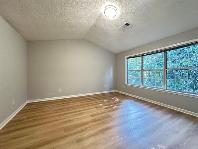 Building Photo - 11900 Carriage Park Ln