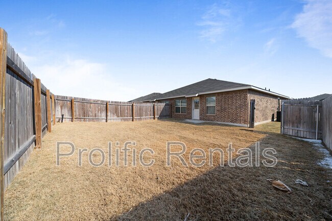 Building Photo - 1254 Lehmann Dr