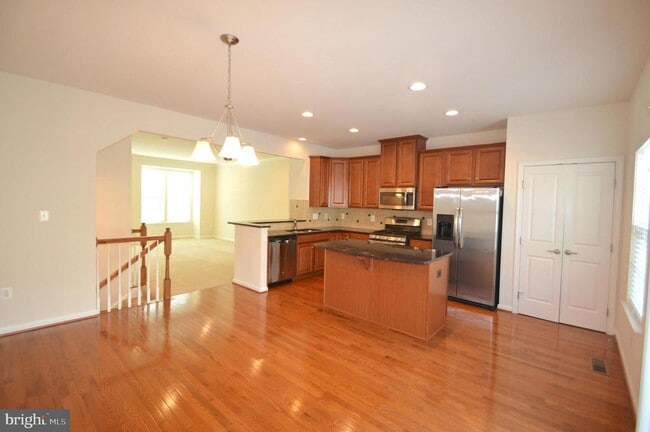 Building Photo - 42618 Drazenovich Epoch Ter