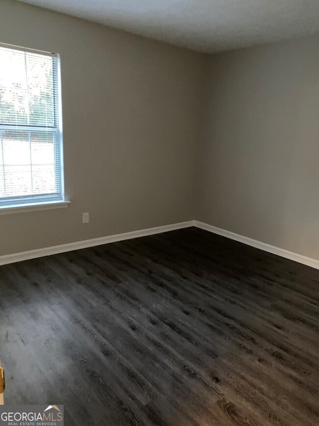 Building Photo - 209 Sheraton Ct