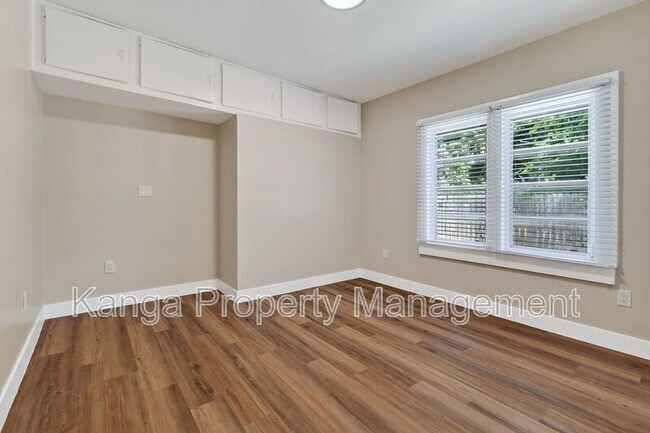 Building Photo - 3714 Morton Ave