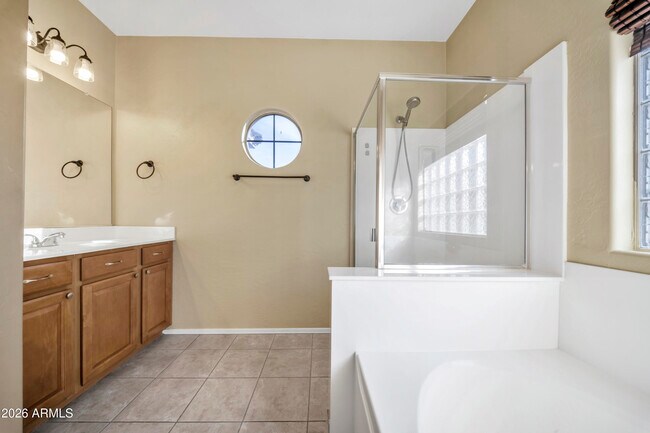 Building Photo - 3635 N 132nd Dr