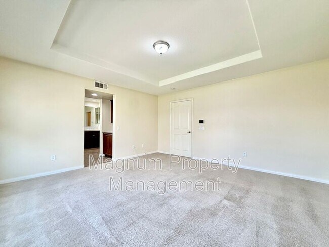 Building Photo - 29998 Couples Ave