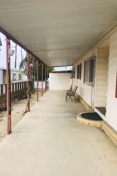 Building Photo - 1780 Santa Monica Dr