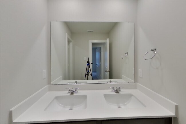 Building Photo - 22804 Frassino Pl