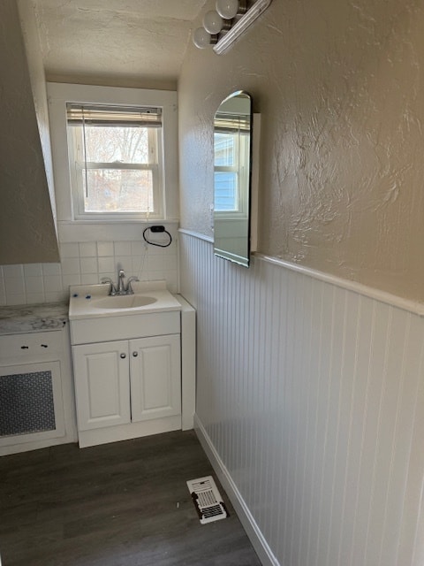 Building Photo - 41 Shaw Rd