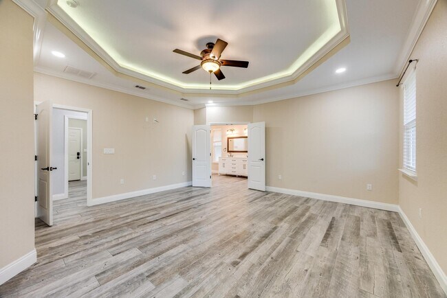 Building Photo - 1148 Sioux Cir