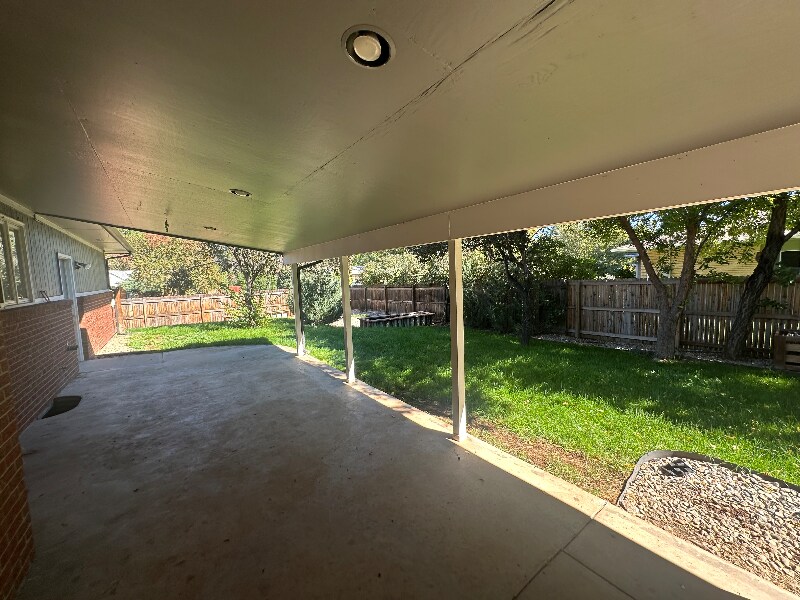 Building Photo - 1500 La Reatta Ct