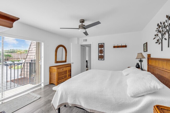 Building Photo - 2776 SW 15th St