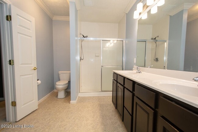 Building Photo - 2704 Bradford Commons Dr