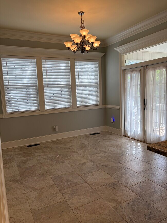 Building Photo - 34 Cobblestone Ct