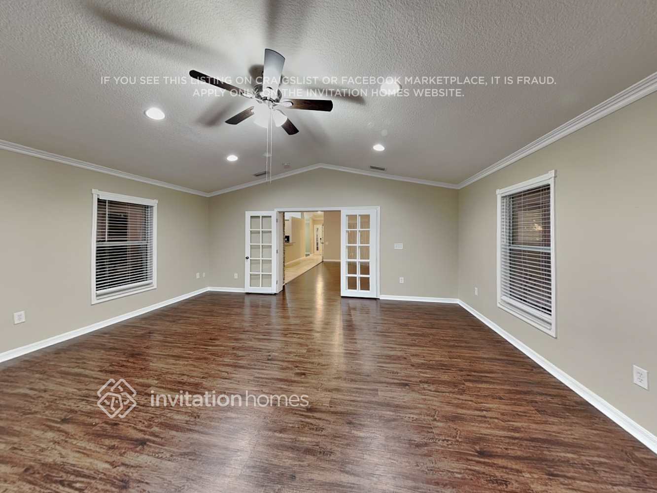 Building Photo - 6647 Clair Shore Dr