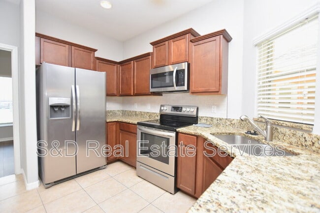 Building Photo - 4139 Shadetree Ln