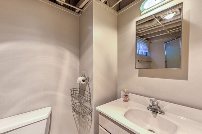 Building Photo - Laurelhurst Home