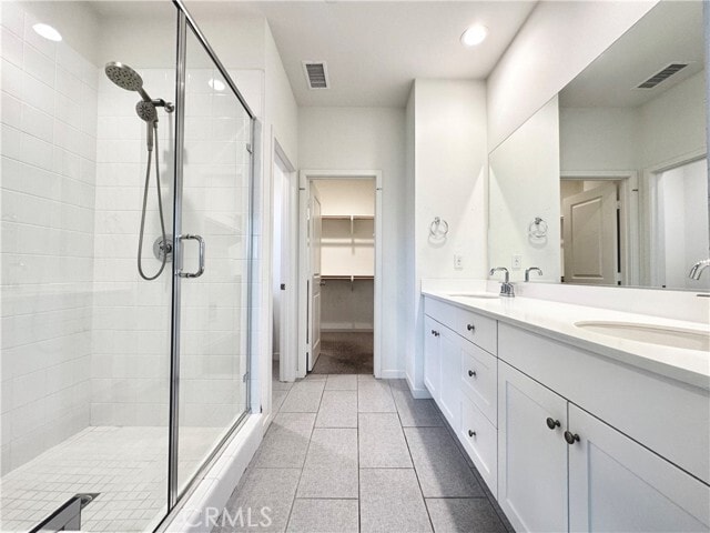 Building Photo - 147 Episode