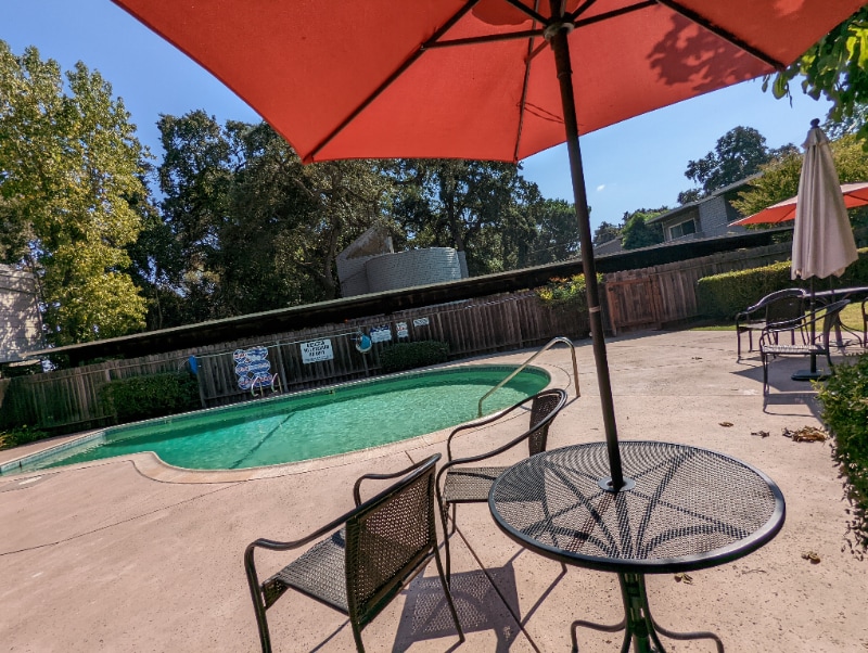 Building Photo - 1044 Rivara Rd