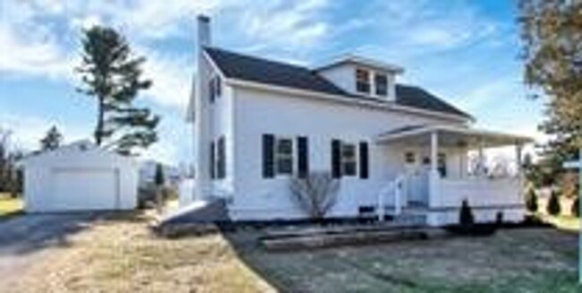 Building Photo - Available Now! 2 Bedroom Home in York Haven!