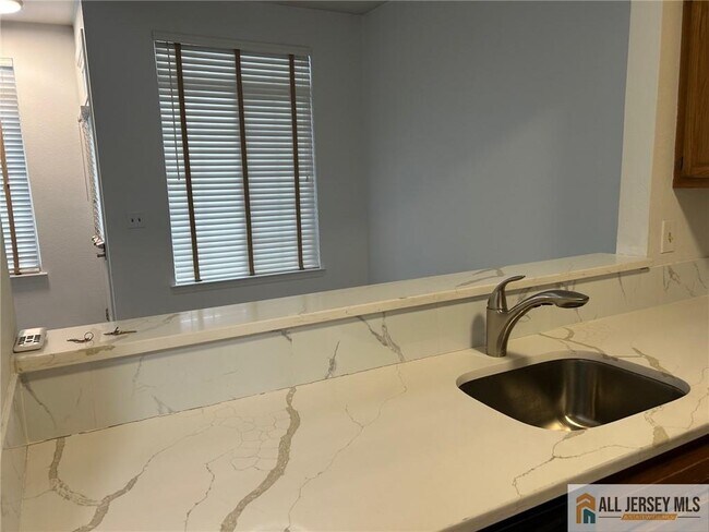 Building Photo - 65 Wentworth Rd