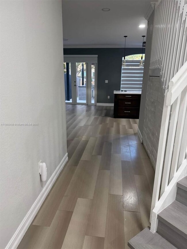 Building Photo - 965 SW 153rd Path