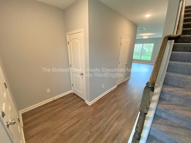 Building Photo - 7852 Beeler Farms Ln