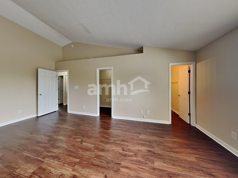 Building Photo - 6515 Knobstone Way