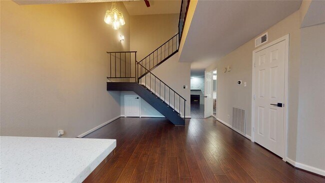 Building Photo - 14911 Wunderlich Dr